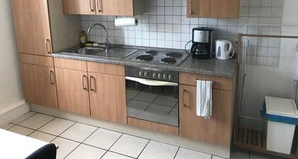 Apartment, parterre, für 3 Gäste, Zentral gelegen, Mitsubishi Halle