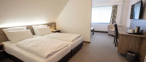 1 slaapkamer, een bureau, gratis wifi, beddengoed