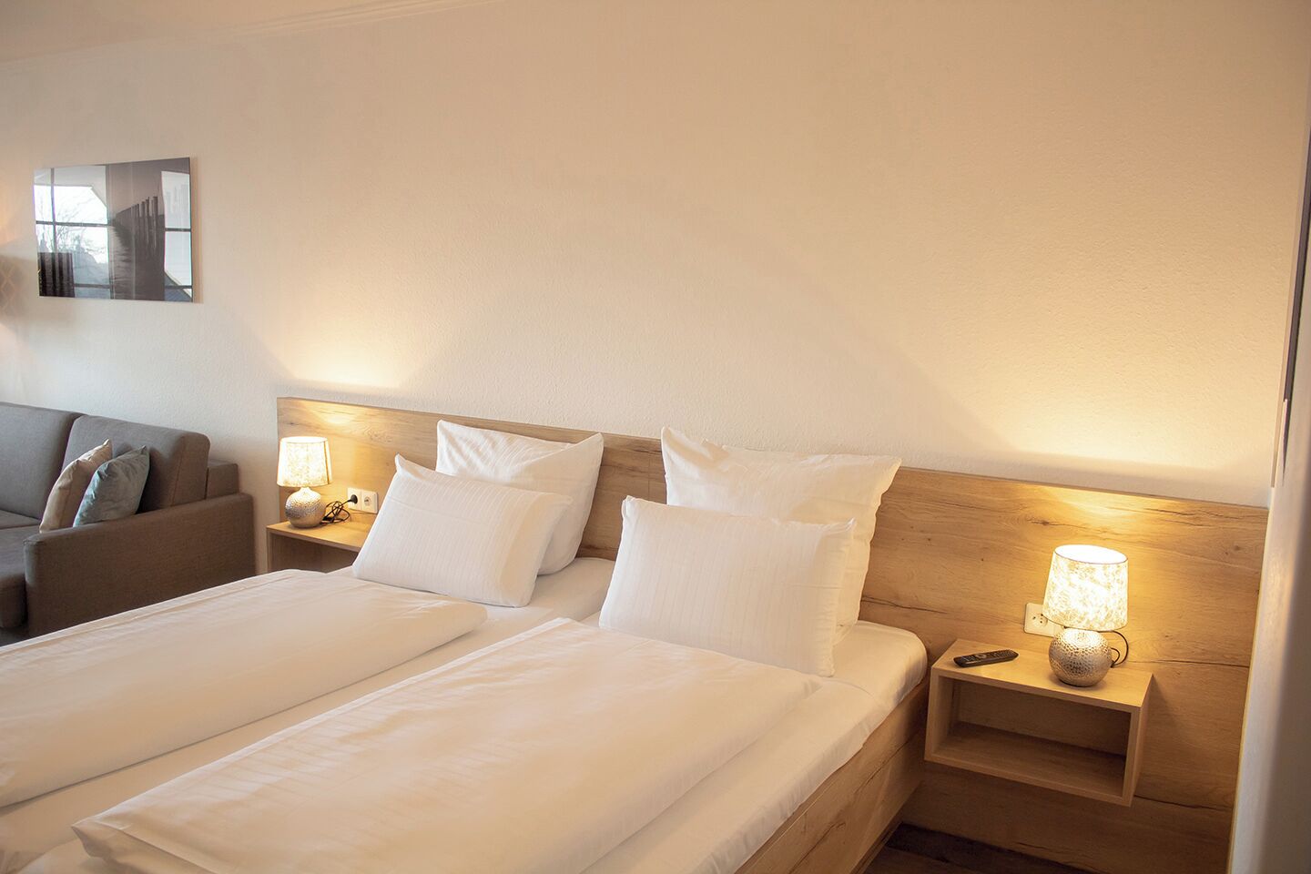 1 bedroom, desk, free WiFi, bed sheets