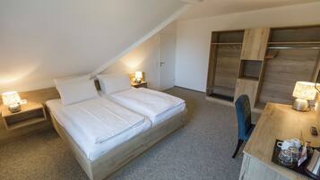 2 habitaciones, escritorio, wifi gratis y ropa de cama