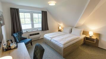 2 habitaciones, escritorio, wifi gratis y ropa de cama