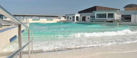 Inomhuspool och uppvärmd pool