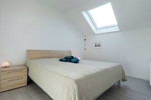 2 Schlafzimmer, Bügeleisen/Bügelbrett, Reisekinderbett, kostenloses WLAN