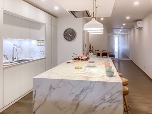Apartment - Modern Beautiful Pool And Sea Apt Qawra (St. Paul's Bay)