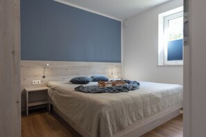 3 soverom, strykejern/-brett, reiseseng for barn og wi-fi (inkludert)