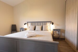 2 Schlafzimmer, Reisekinderbett, kostenloses WLAN