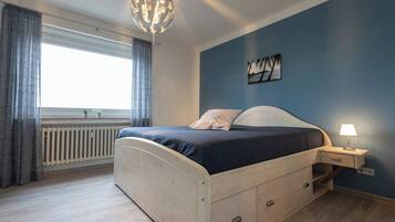 1 Schlafzimmer, Bügeleisen/Bügelbrett, Reisekinderbett, kostenloses WLAN