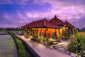 Front of property - Umesari Villa Sebatu by Uniquecations (Sebatu)