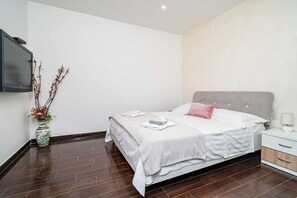 1 habitación y wifi gratis