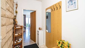 Interior - Apartments Nikolina (LU) - Studio with Sea View (3 Adults) (Lumbarda)