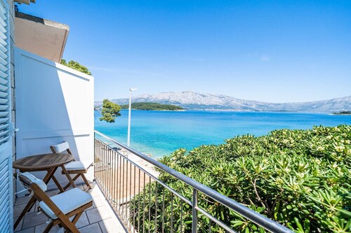 Apartments Nikolina (LU) - One-Bedroom Apartment with Balcony