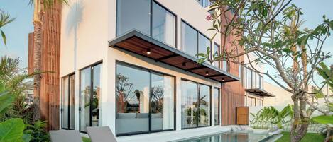 Façana frontal de l'allotjament