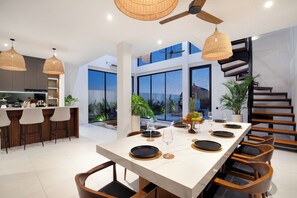 In-room dining - Aquamarine Villas III (Munggu)