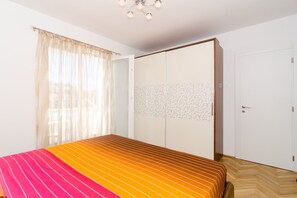 2 Schlafzimmer, Bügeleisen/Bügelbrett, Internetzugang