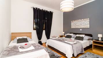 1 bedroom, iron/ironing board, Internet