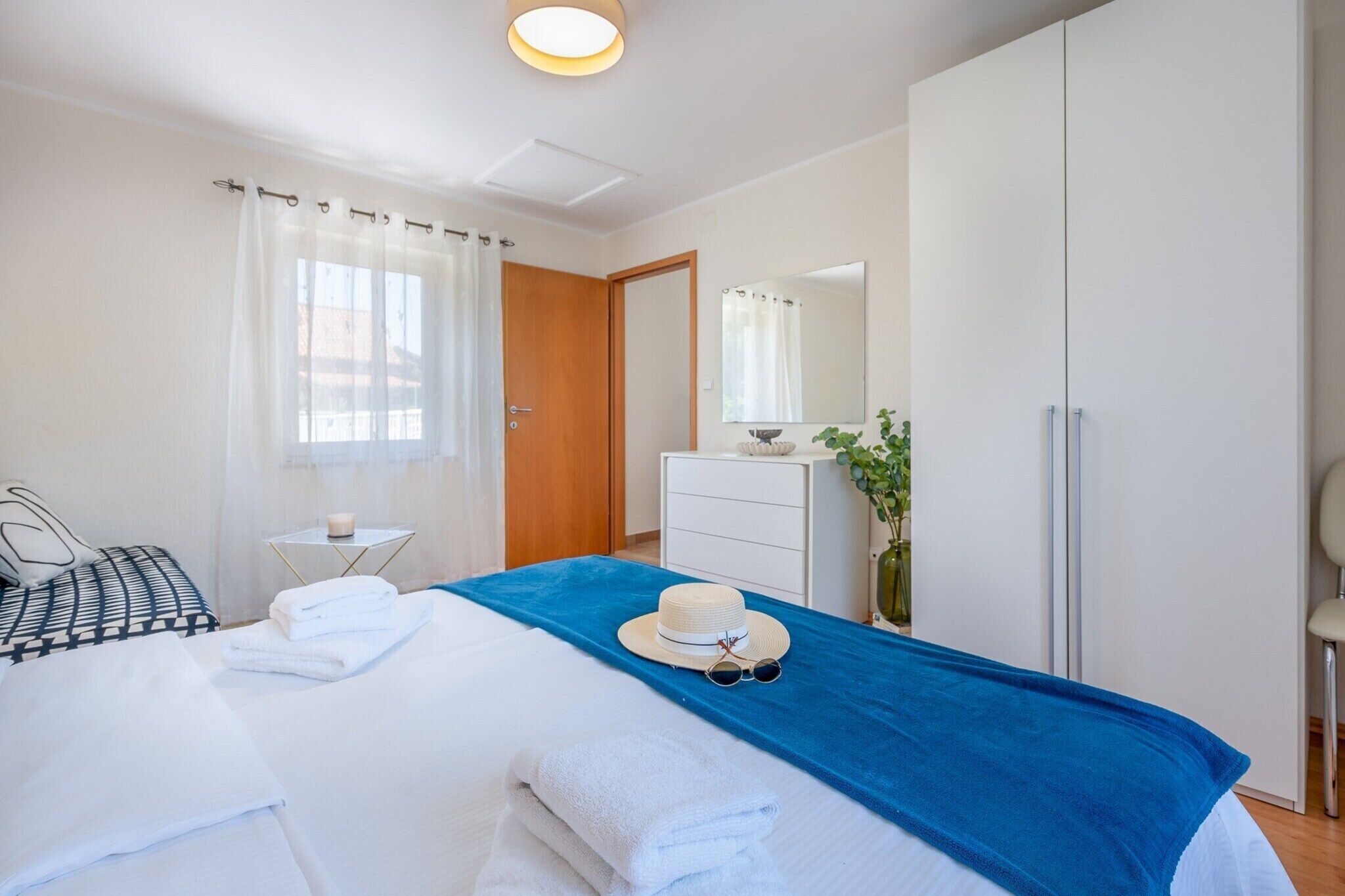 2 bedrooms, free WiFi