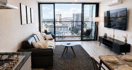 Distrito Revolution Suites