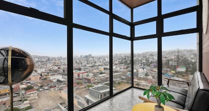 Distrito Revolution Suites