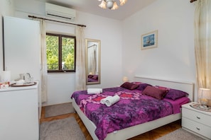 1 chambre, accès au Wi-Fi (inclus)