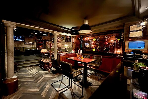 Bar (en la propiedad)