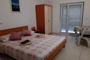 1 Schlafzimmer, Reisekinderbett, kostenloses WLAN