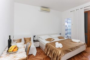 Fer et planche à repasser, Wi-Fi gratuit
