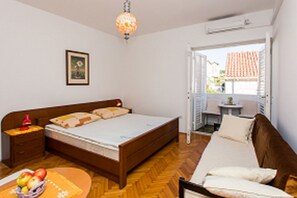 1 bedroom, free WiFi