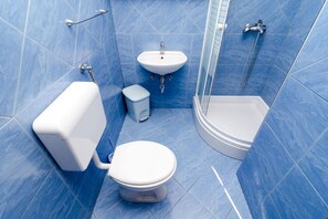 Hair dryer - Apartment & Rooms Alan - One Bedroom Apartment with Balcony and Sea View (Dubrovnik)