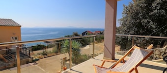 Villa Lavanda Korčula - Five Bedroom Villa with Pool and Sea View