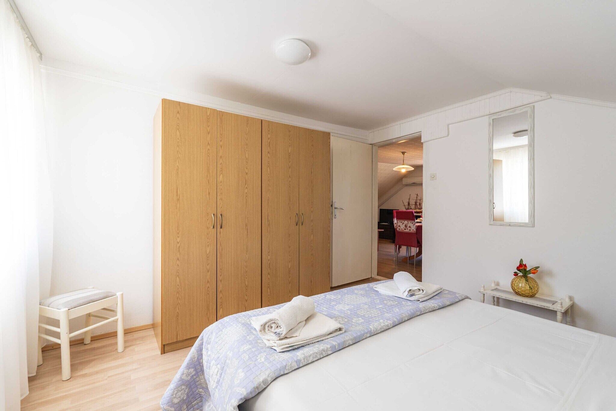 Bügeleisen/Bügelbrett, kostenloses WLAN