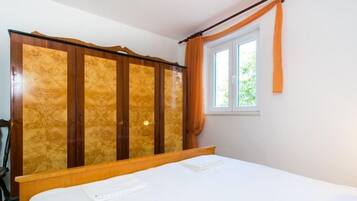 1 habitación y acceso a internet