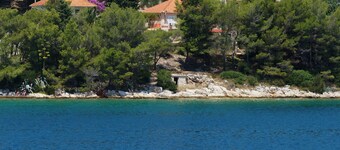 Seafront Apartment Dana - Two Bedroom Apartment with Terrace and Sea View