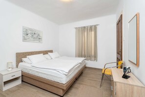 1 chambre, accès au Wi-Fi (inclus)