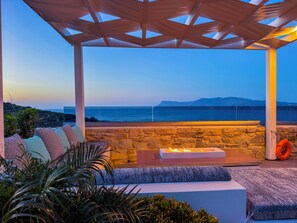 Terrace/patio - Paleokastro Luxe Villa - Playground - Heated Pool, Sea View, Top Wifi (Chania)
