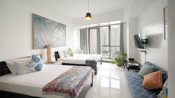 Suite Studio Deluxe, balcon, vue ville | Fer et planche à repasser, Wi-Fi gratuit