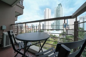 Appartamento, balcone, vista città | Terrazza/patio