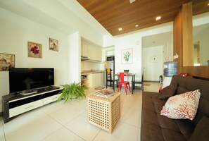 Tabla de planchar con plancha y wifi gratis 