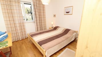 1 bedroom, iron/ironing board, free WiFi