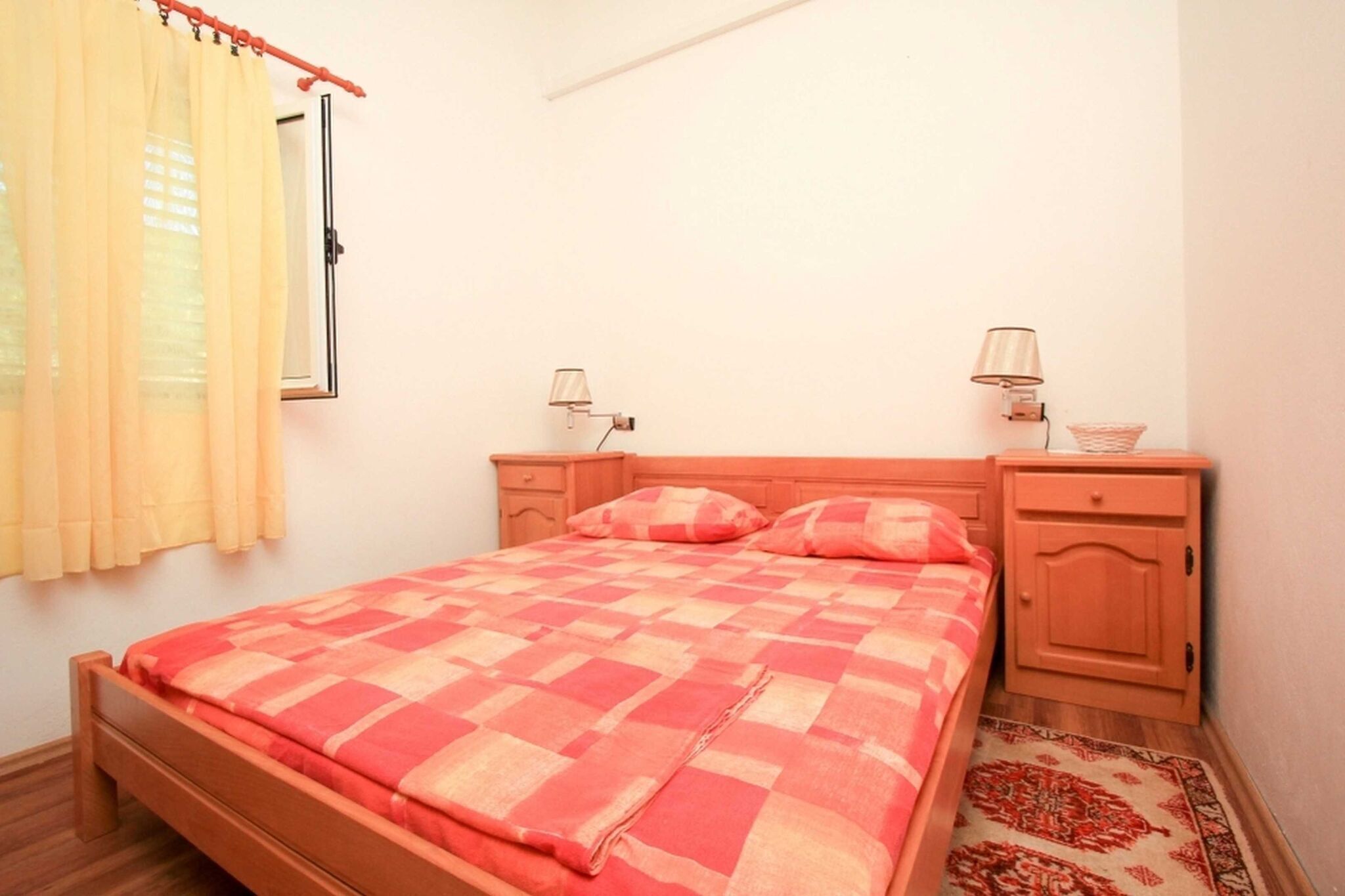 1 chambre, lit parapluie, Wi-Fi gratuit