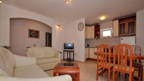 Living area - Apartments Seagull - Comfort Two Bedroom Apartment with Sea View Balcony (Tonko) (Postira)
