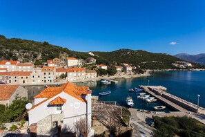 Marina - Mali Skoj Apartment - Two-Bedroom Apartment with Sea View (Sudurad)