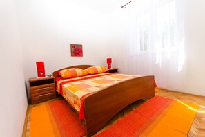 2 bedrooms, free WiFi