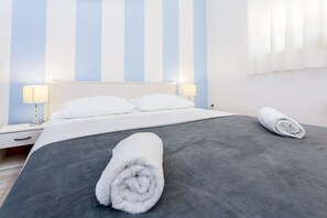 2 chambres, lit parapluie, Wi-Fi gratuit
