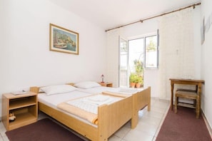 1 chambre, accès au Wi-Fi (inclus)