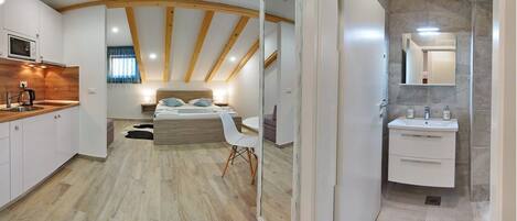 Iron/ironing board, Internet