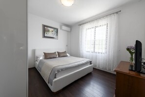 1 quarto, ferros/tábuas de passar roupa, Wi-Fi de cortesia