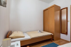 1 camera, ferro/asse da stiro, Wi-Fi gratuito