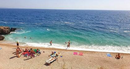 Holiday Home Jasminka - Three Bedroom Holiday Home with Terrace and Sea View