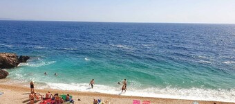 Feriehus Jasminka - Feriehus med 3 soverom med terrasse og havutsikt