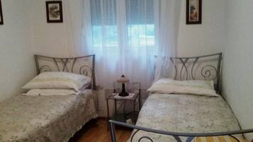 2 bedrooms, free WiFi